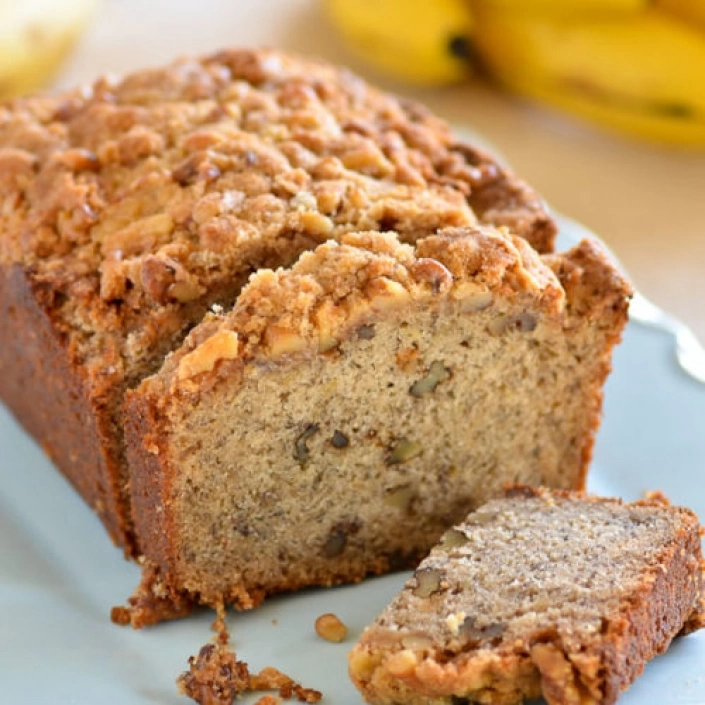 Banana Bread with Streusel Topping