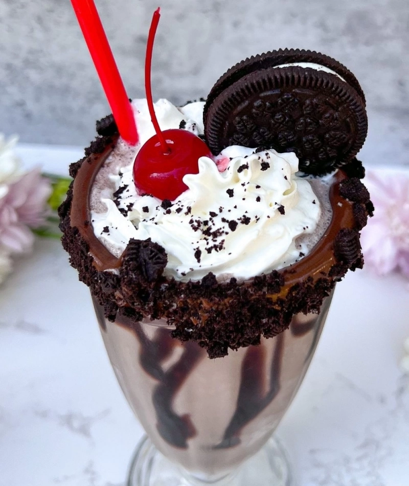 Cookies and Cream Milkshake